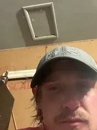 Midwestalpha webcam model stream image