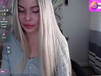 Marmalade_Fox webcam model stream image