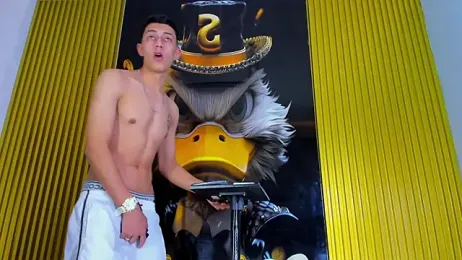 Dante_Brown1_ webcam model stream image