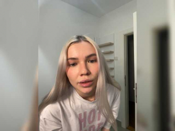 EmmaGoodGirl webcam bongacams model stream image