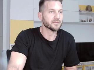 Hadess webcam model stream image