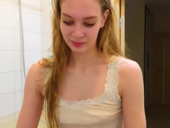 peachcreamcouple webcam model stream image