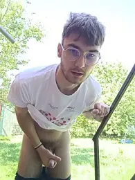 Max69690 webcam model stream image
