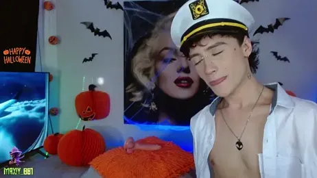 maxiy_001 webcam model stream image