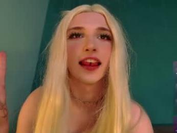 dollfacedeluxe webcam model stream image
