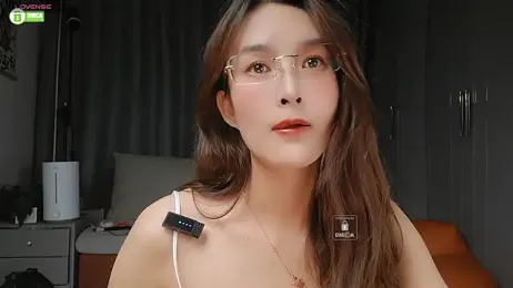 Youth3_ webcam model stream image