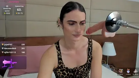 shantall_skinny webcam stripchat model stream image