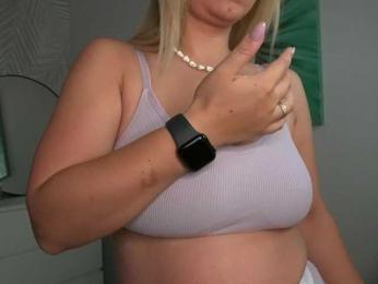 CandyRushhh webcam model stream image