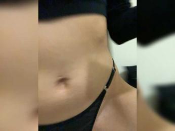 Mini_Kisa webcam model stream image