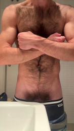 Hairyhothorny webcam model stream image
