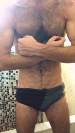 Hairyhothorny webcam model stream image