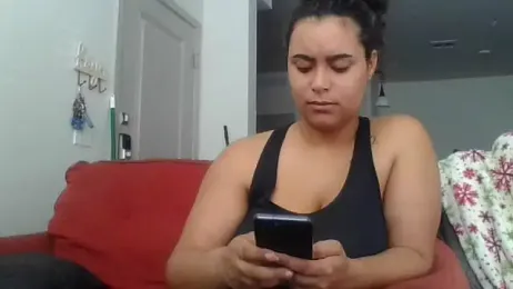 cinnaminnie webcam model stream image