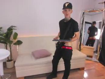 darwin_stark webcam model stream image