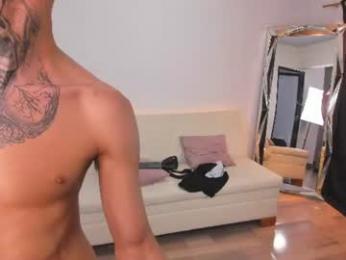 darwin_stark webcam model stream image