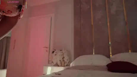 MilaDYstarlight webcam model stream image