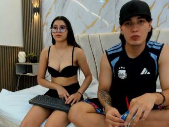sweetauracouple webcam model stream image