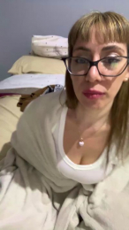 Luly_ver webcam model stream image