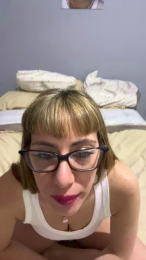 Luly_ver webcam model stream image