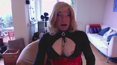 Christineber webcam model stream image