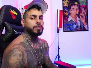 logan_hugh8 webcam model stream image