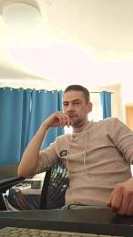 Lienlingsidiot webcam model stream image