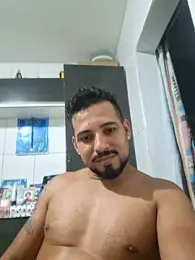 Luizragnar123 webcam model stream image