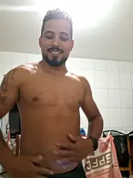 Luizragnar123 webcam model stream image