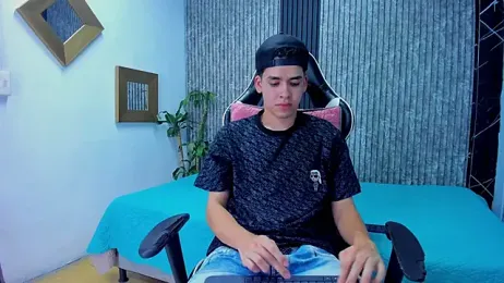 Mike_0233_ webcam model stream image