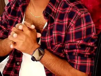 RuvoxXneXo webcam model stream image