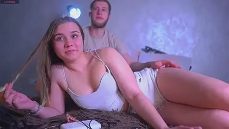 Twixxxyt webcam stripchat model stream image