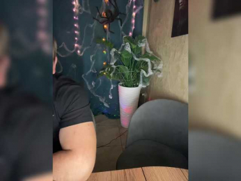 SladenkieVmeste webcam model stream image