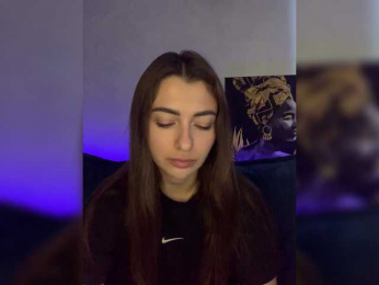 WILDGIRL webcam bongacams model stream image