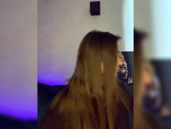 WILDGIRL webcam model stream image