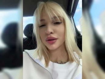 Cristi-Candy webcam bongacams model stream image