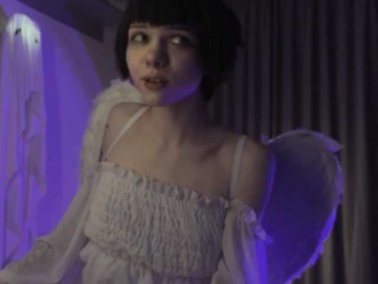 NieRiona webcam bongacams model stream image