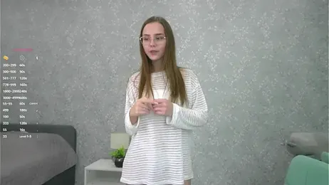 SweetSaraPie webcam model stream image