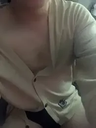 fhfgkffurh webcam model stream image