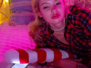 Lily Rooney webcam model stream image