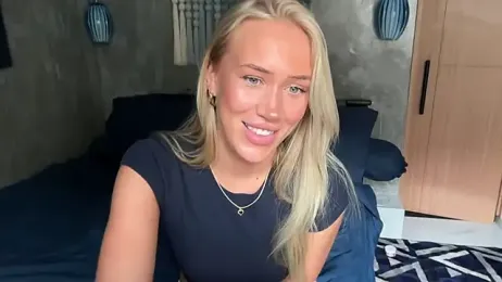 livsslife webcam model stream image