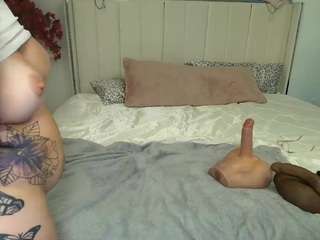 parisloveee03 webcam model stream image