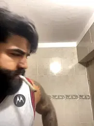 Lyon_vach webcam stripchat model stream image