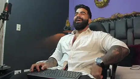 Lyon_vach webcam stripchat model stream image