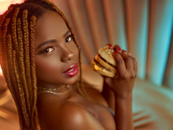 LindaBree webcam model stream image