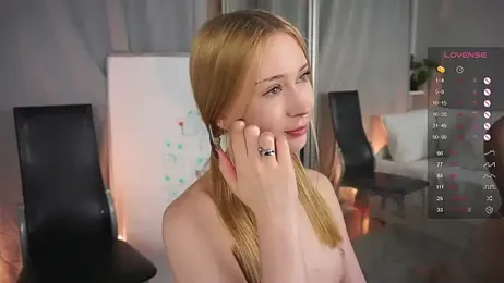 OraCurrington webcam model stream image