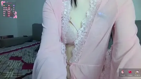 LolaVibe webcam model stream image