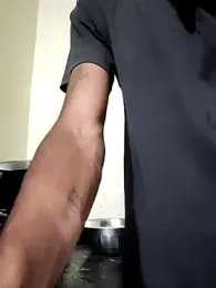 RAYI_Queen_4 webcam model stream image