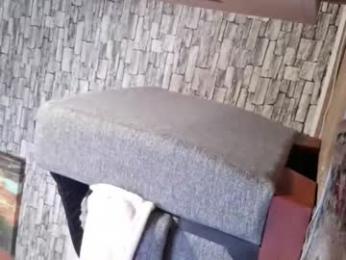 dominatemuscle webcam model stream image
