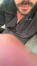 Lucky23xl webcam model stream image