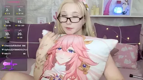 MeowkaKitty webcam model stream image
