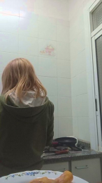 Laurita71 webcam model stream image